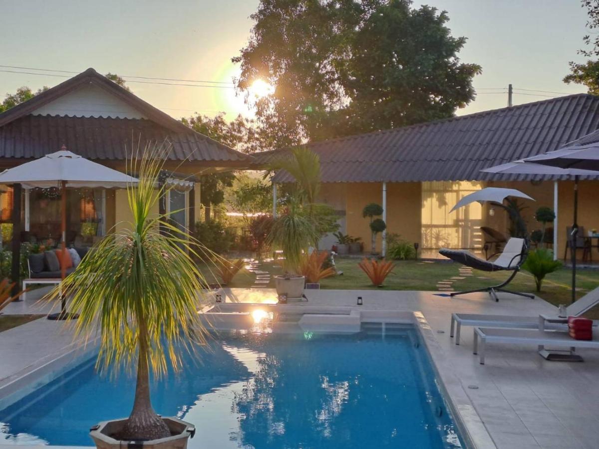Pool Villa, Resort, Mae Ramphueng Beach, Ban Phe, Rayong, Residence M Thailand (Adults Only) Ban Chamrung Экстерьер фото