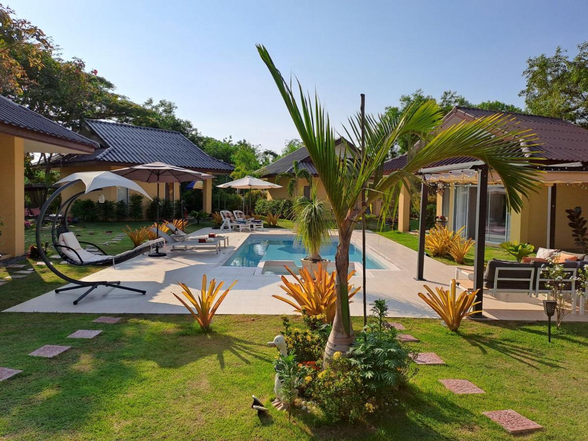 Pool Villa, Resort, Mae Ramphueng Beach, Ban Phe, Rayong, Residence M Thailand (Adults Only) Ban Chamrung Экстерьер фото